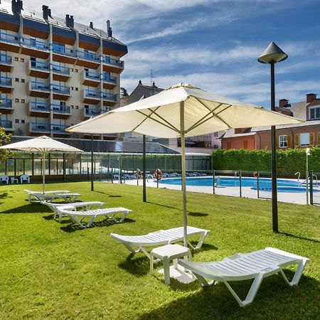Oroel Hotel & Spa Jaca Exterior foto
