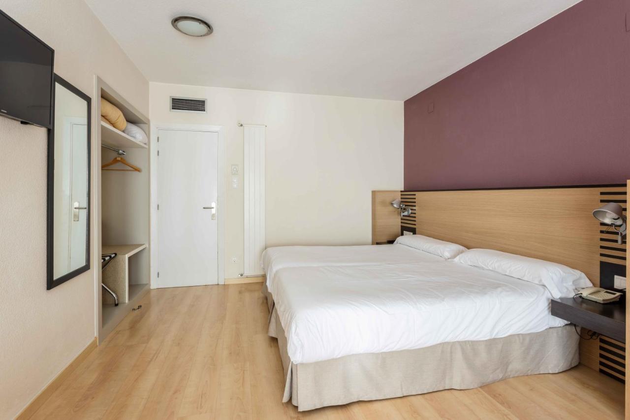 Oroel Hotel & Spa Jaca Exterior foto