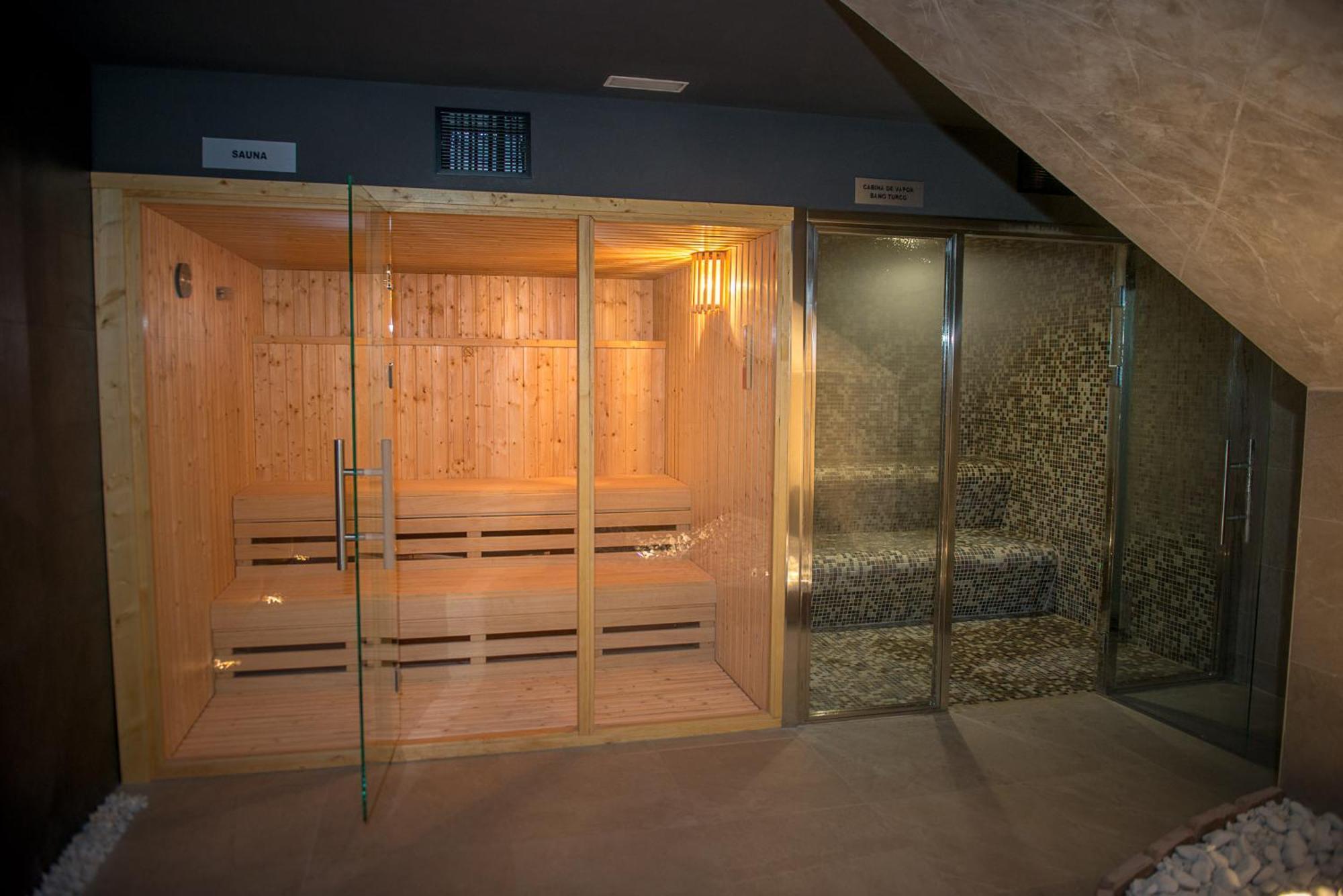 Oroel Hotel & Spa Jaca Exterior foto